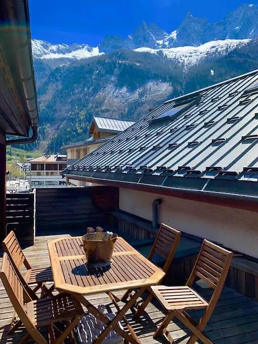 90M2 Hypercentre, Terrace, Next To Ski Lift Chamonix 0*,  Francie